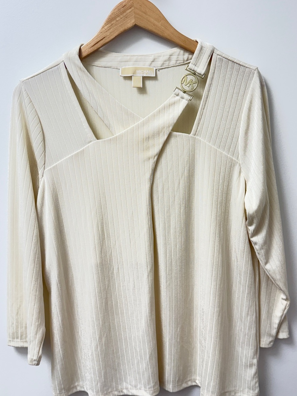 Michael Kors Ivory Ribbed V-Neck Long Sleeve Top with Gold MK Accent